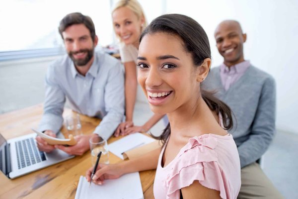 Trouvez votre stage d'été idéal et créatif